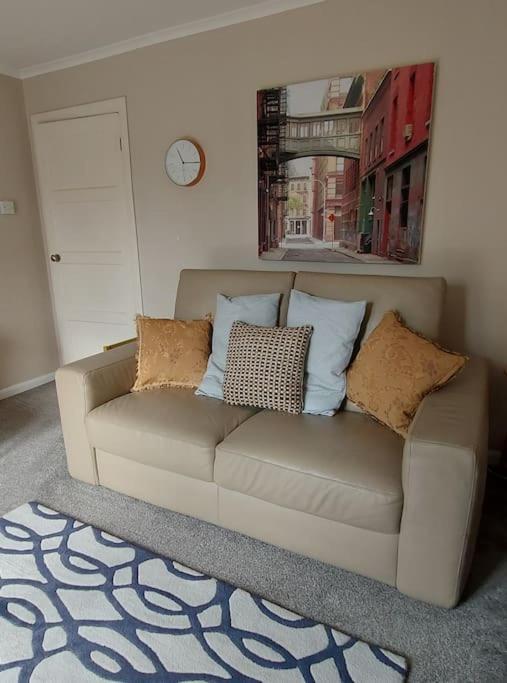 Norwich City, Lovely 3 Bed House, Ev Charger, Arcade Machine, Free Parking For 3 Cars Holiday home *
